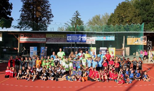 Minižáci házené získali na turnaji v Sokolnicích stříbro