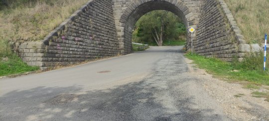 Oprava dvou úseků vozovek zpříjemní cesty řidičům