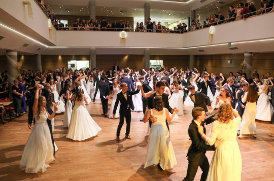 Ples v bílém rozhýbal Jupiter club