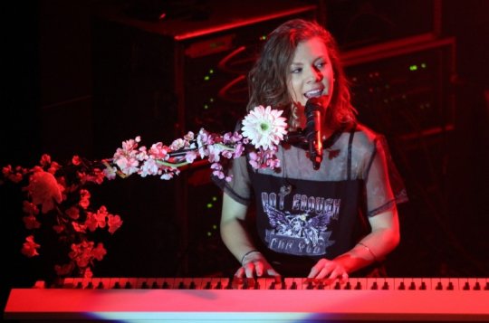 Lenny s hitem Hell.o boduje v Itálii. Líbil se i v Meziříčí