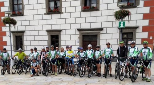 Cyklisté dojeli křížem krážem Vysočinou i do Meziříčí