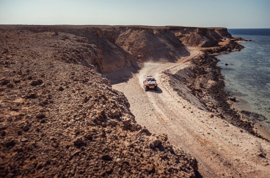 Hvězdy na Dakaru končí, naši jezdci pokračují