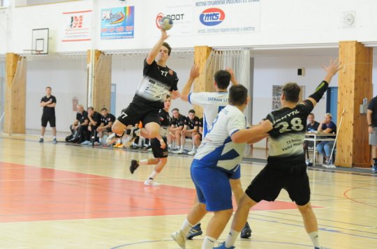 HÁZENÁ: Muži oplatili Litovli podzimní porážku a dále kralují II. lize