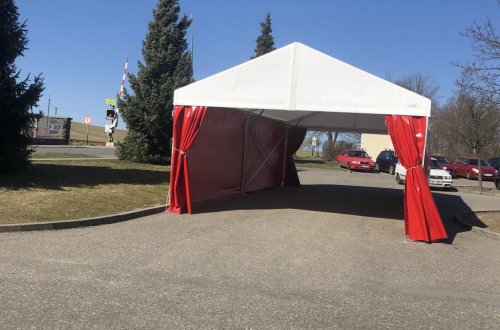 Vedení Kraje Vysočina zvažuje dotování provozu odběrových stanů na COVID-19