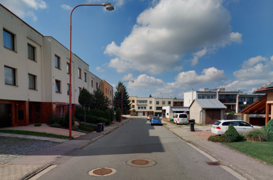 Na Oslavické začne rekonstrukce chodníku