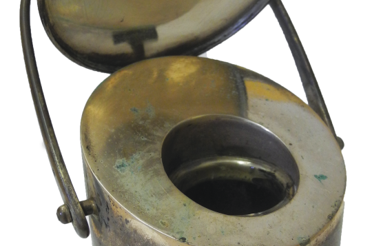 Seriál ze zámku: Zimní pohlednice a psací potřeby