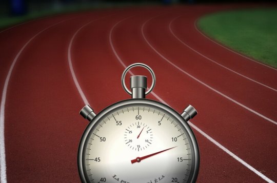 Závod mladých atletek měl velkou konkurenci