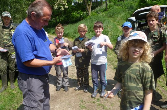 Děti zakončily rybářský kurz závody na Lalůvce