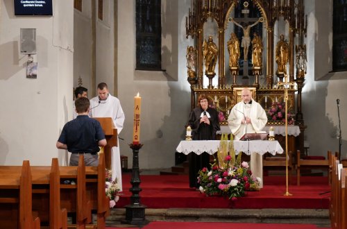 Kostely se otevřely a nabídly několik modliteb a koncertů