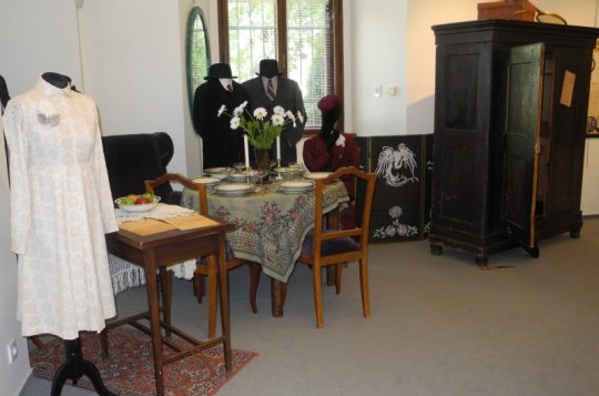 Návštěvníci výstavy si mohou zahrát na detektivy