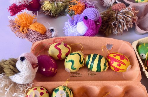 Malí pacienti s paní učitelkou Katkou přivolávají jaro