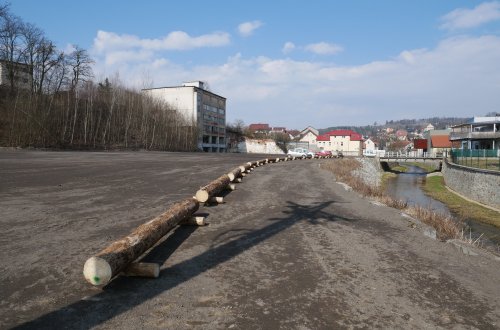 Ve Svitu se rozšíří pěší stezka