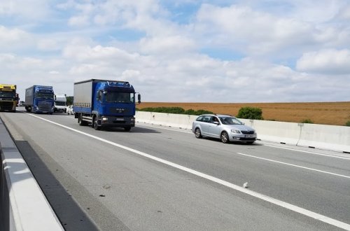 Cizinec se skrýval na rezervě návěsu