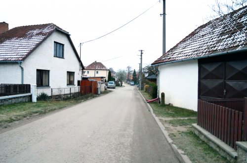 Ve Lhotkách a Kúskách zaměřují elektrické sítě