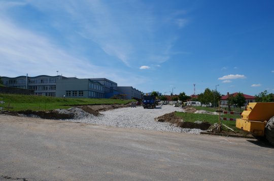 Mezi základními školami vznikne v létě hřiště