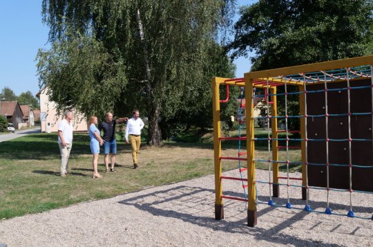 Mostiště plánují chodník i úpravu náplavky