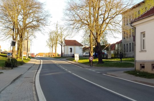 Při průjezdu Křižanovem řidiče zdrží lokální opravy