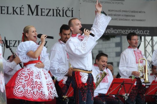 Mistříňanka oslovuje i mladší ročníky posluchačů