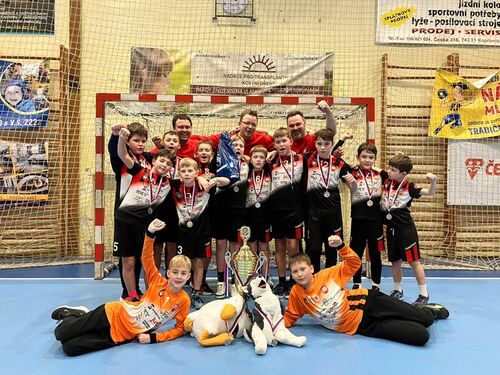 63A9B146-C5D8-4E28-8FA4-BB457881E87B