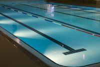 indoor-swimming-pool-735309 1920