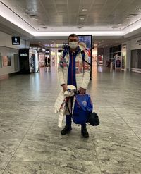 Před odletem_na_letišti_copy