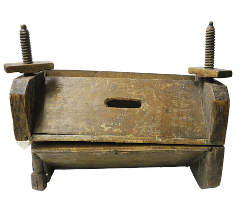 Oklepávací lis_S.V._3