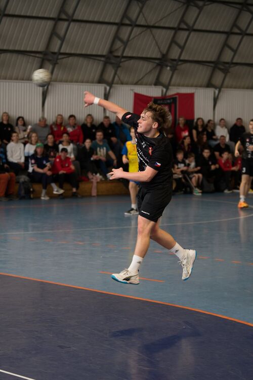 c9b5985b-96f3-42f7-8e78-55544b0fd185