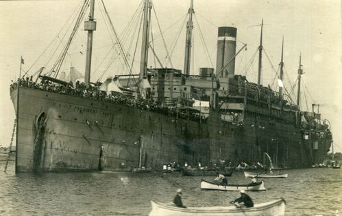 A9 Legionáři_-_Loď_President_Grant_4.X.20