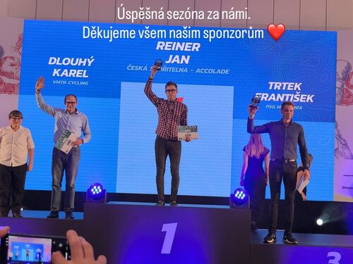 3916FE00-0736-4D79-B9B4-2523AF79EE78