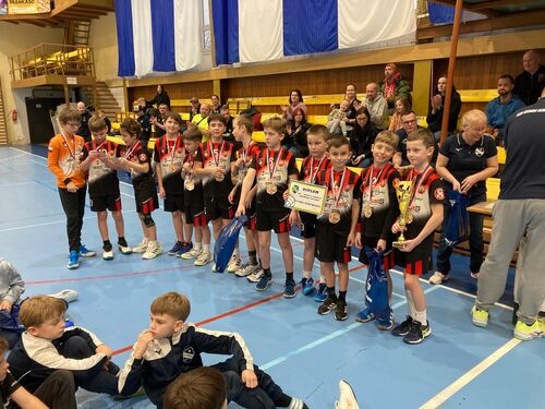 5974F4C3-A634-42FF-BE32-4BD3676FE1FF