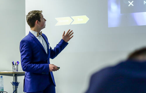 64125805759713.43387027-img-6626